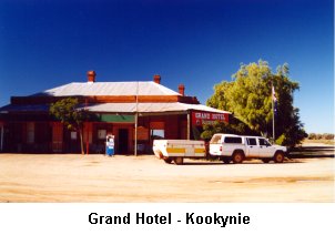 Grand Hotel - Kookynie  - Click to enlarge